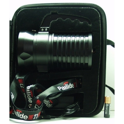 Фонарь аккумуляторный (3 ярк.) + акк.+ ЗУ D-08 (метал. в чемодане)