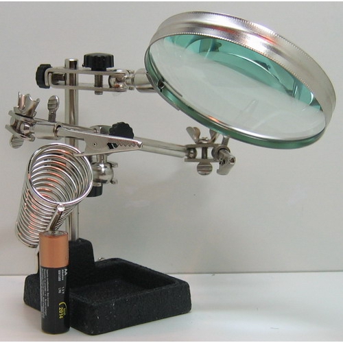 Лупа (90) мет. на подст. с зажим. №508