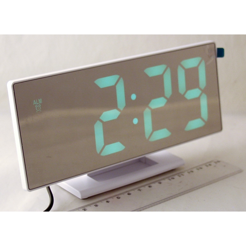 Часы-буд. электронные DS-3618 (зел. циф.)