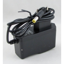 Блок питания (6V 1A) №0610 плоск. толст. штек. (5,5*2,5)