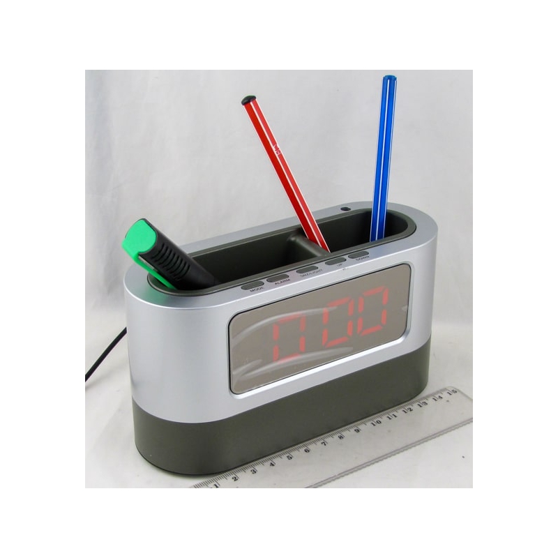 Часы-будильник электронные DT-038 (красн. циф.)