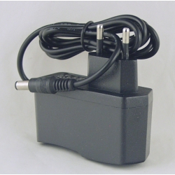 Бл. пит. для в/кам., DVD (2A 12V) MR-30 толст. шт. плоск.